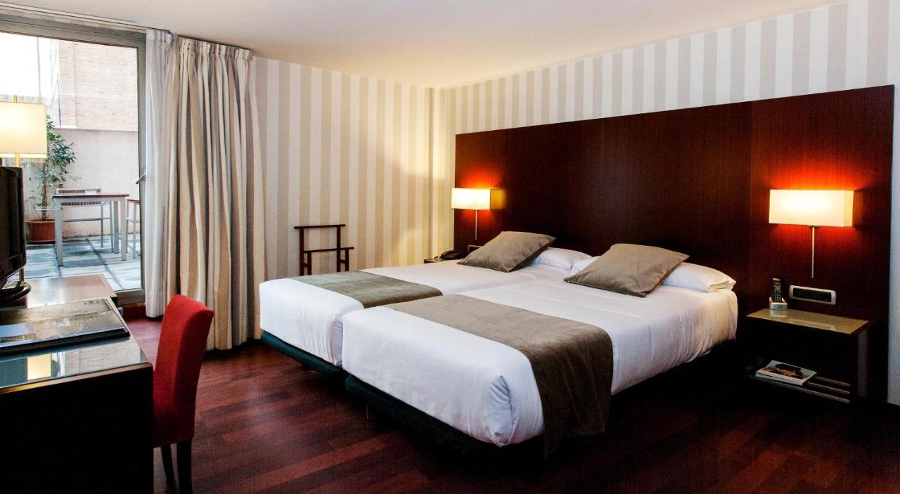 Zenit Barcelona Hotel Exterior photo