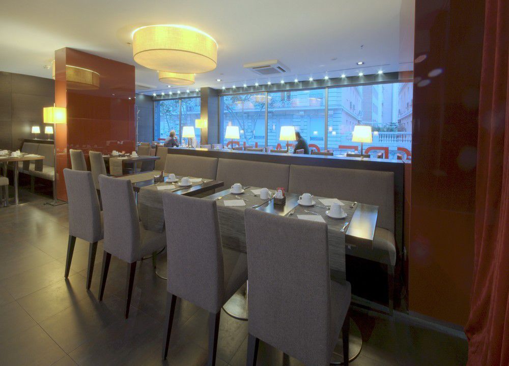 Zenit Barcelona Hotel Restaurant photo