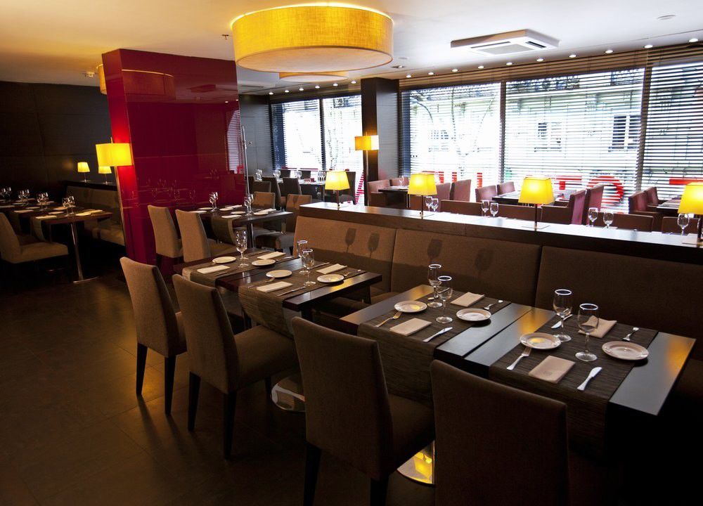 Zenit Barcelona Hotel Restaurant photo